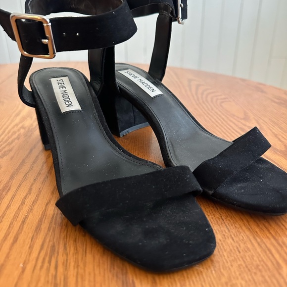 Steve Madden Block Heel with Ankle Strap - Picture 5 of 6